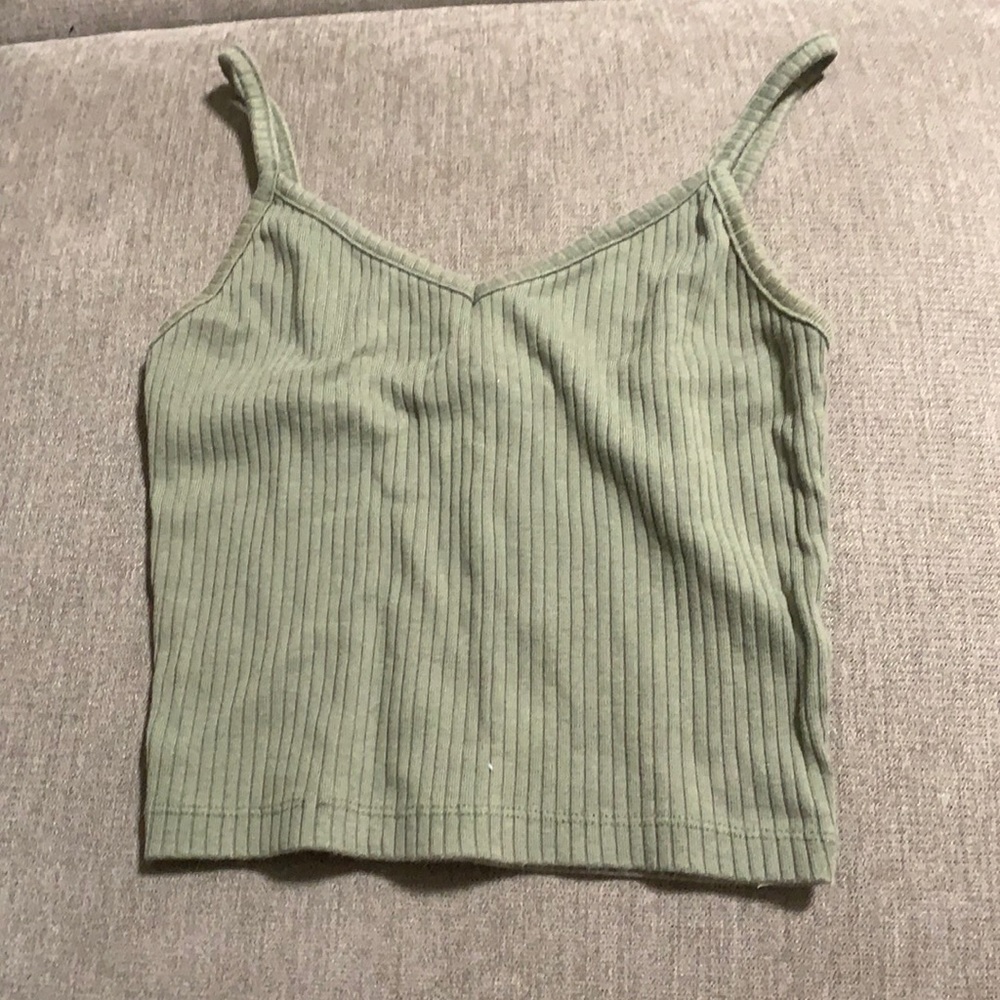 Ribbed tank